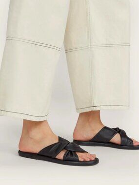 Everlane Day Twist Sandal Black Italian Leather Women's Size 8 Made in Italy NEW